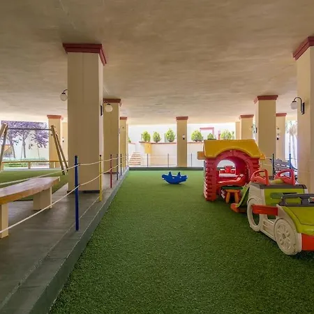 Oleholidays 1106 Romana Playa Primera Linea Playa מארבלה