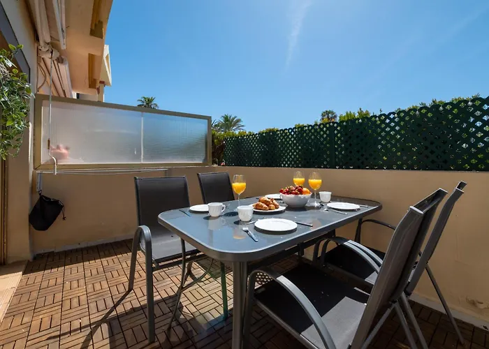 Oleholidays 1106 Romana Playa Primera Linea Playa Marbella